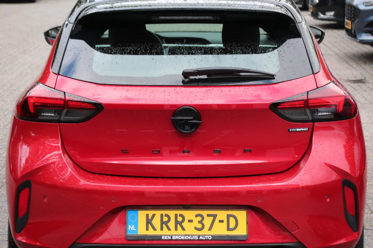 1.2 Turbo Hybrid GS | DODE HOEK | CAMERA | PARK SENS V+A | LED | CRUISE | LANE ASSIST | APPLE CARPLAY/ANDROID AUTO | CLIMA