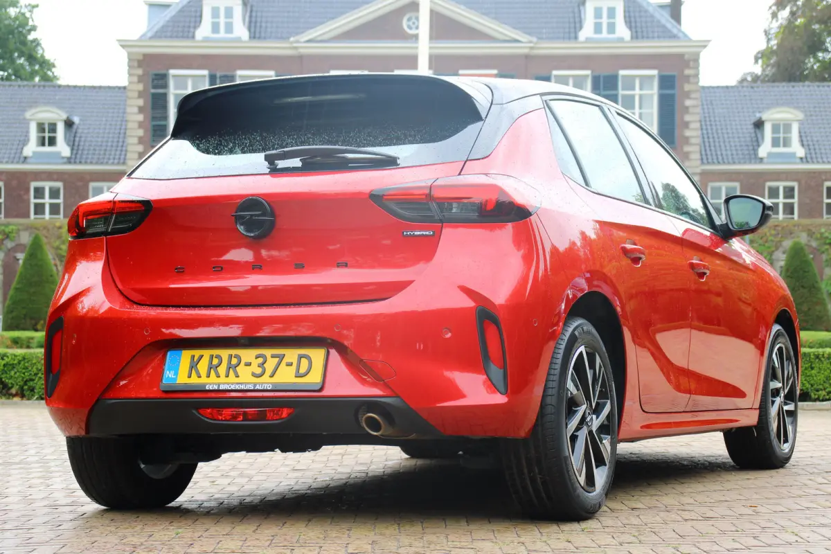 1.2 Turbo Hybrid GS | DODE HOEK | CAMERA | PARK SENS V+A | LED | CRUISE | LANE ASSIST | APPLE CARPLAY/ANDROID AUTO | CLIMA