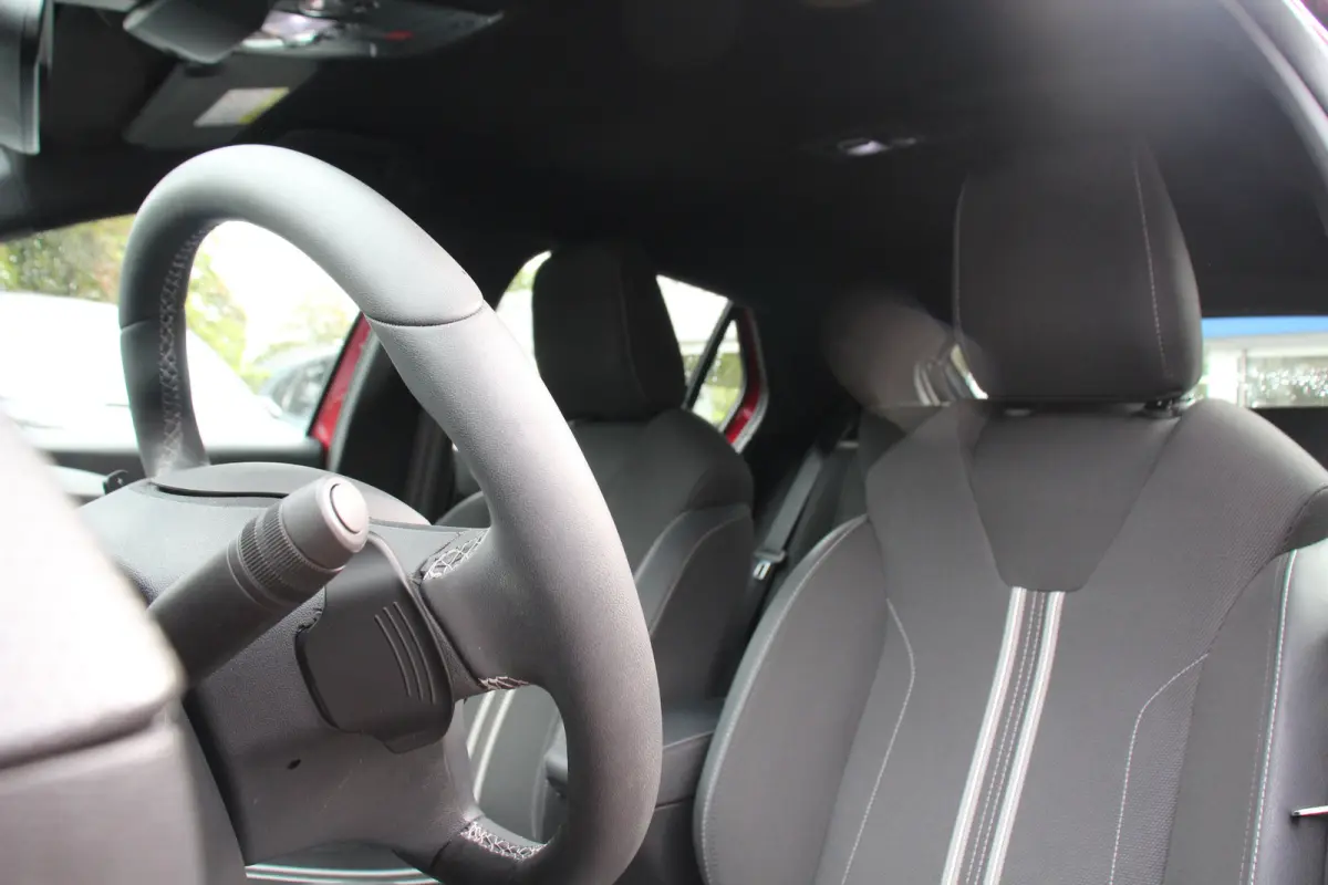 1.2 Turbo Hybrid GS | DODE HOEK | CAMERA | PARK SENS V+A | LED | CRUISE | LANE ASSIST | APPLE CARPLAY/ANDROID AUTO | CLIMA
