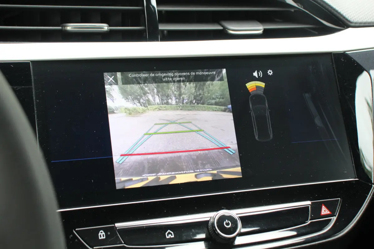 1.2 Turbo Hybrid GS | DODE HOEK | CAMERA | PARK SENS V+A | LED | CRUISE | LANE ASSIST | APPLE CARPLAY/ANDROID AUTO | CLIMA