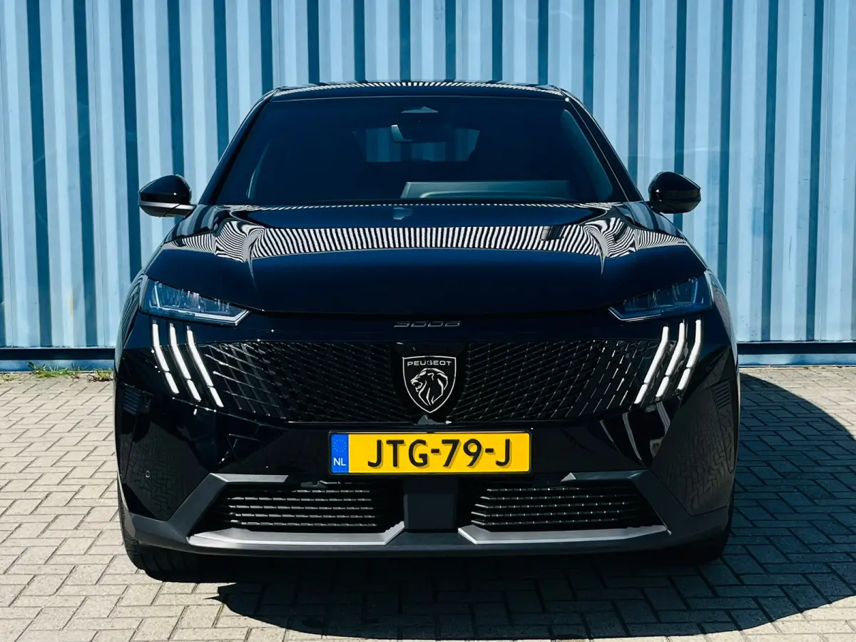 1.6 plug-in Hybrid 195 Allure 360 Camera | Afneembare trekhaak | Adeptieve cruise control | Keyless | Apple carplay & Android auto