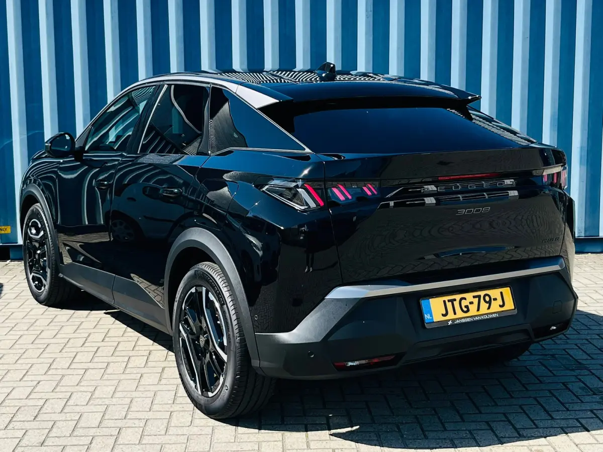 1.6 plug-in Hybrid 195 Allure 360 Camera | Afneembare trekhaak | Adeptieve cruise control | Keyless | Apple carplay & Android auto