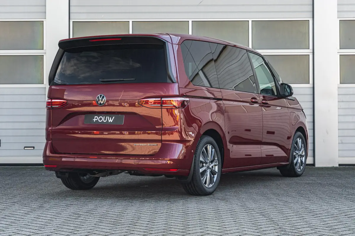1.5 eHybrid 245pk L1 Bulli Edition 4Motion 6p. | 18" Velgen | Navigatie
