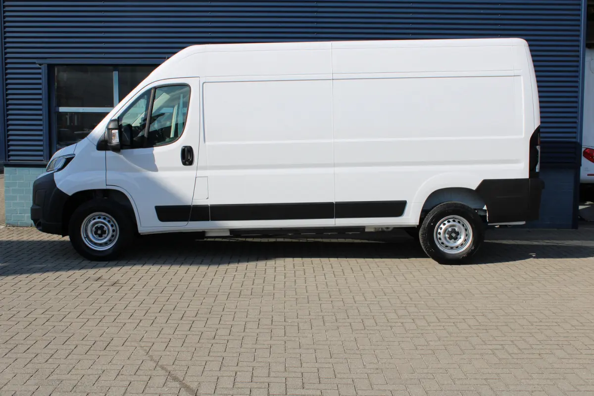 E-Ducato L3H2 3,5T 110 kWh | 8 JAAR GARANTIE | CAMERA | NAVI | ALL SEASON BANDEN | DIGITALE BINNENSPIEGEL | DRAADLOOS CARPLAY |