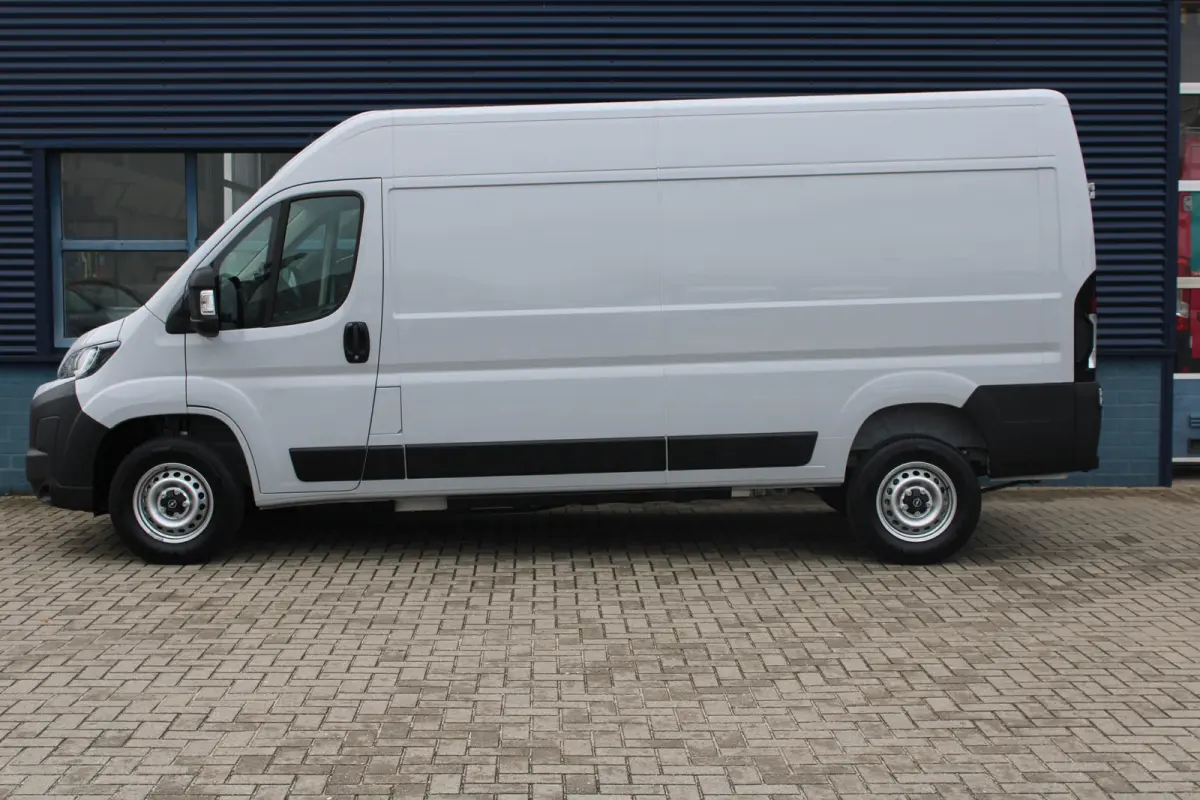 Electric L3H2 3.5t 110kWh | 8 JAAR GARANTIE | NAVI | BETIMMERING | KEYLESS | DRAADLOOS CARPLAY |