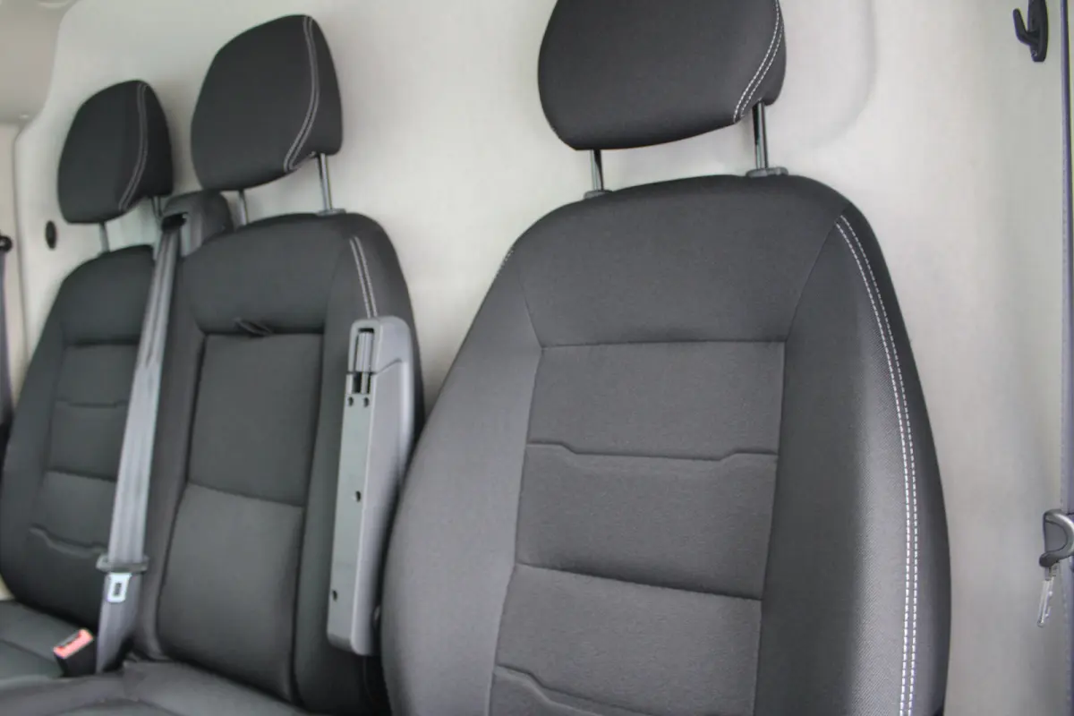 Electric L3H2 3.5t 110kWh | 8 JAAR GARANTIE | NAVI | BETIMMERING | KEYLESS | DRAADLOOS CARPLAY |