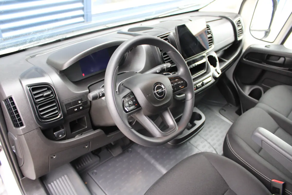 Electric L3H2 3.5t 110kWh | 8 JAAR GARANTIE | NAVI | BETIMMERING | KEYLESS | DRAADLOOS CARPLAY |