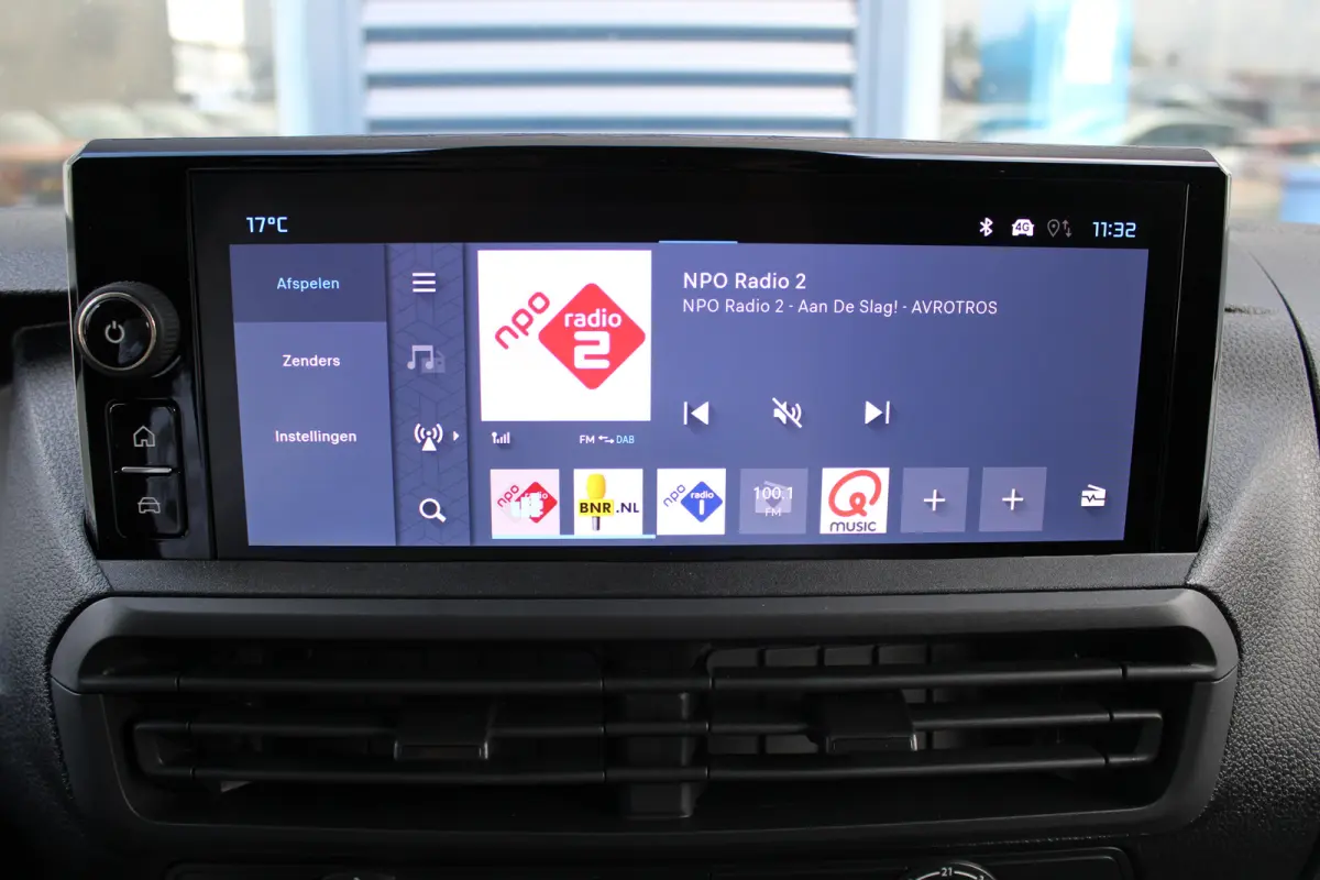 2.0 BlueHDI 145 PK | 8 JAAR GARANTIE | TREKHAAK | VERWAMRDE STOELEN + STUUR | CAMERA | NAVI | DIGITALE BINNENSPIEGEL | FULL LED | DRAADLOOS CARPLAY