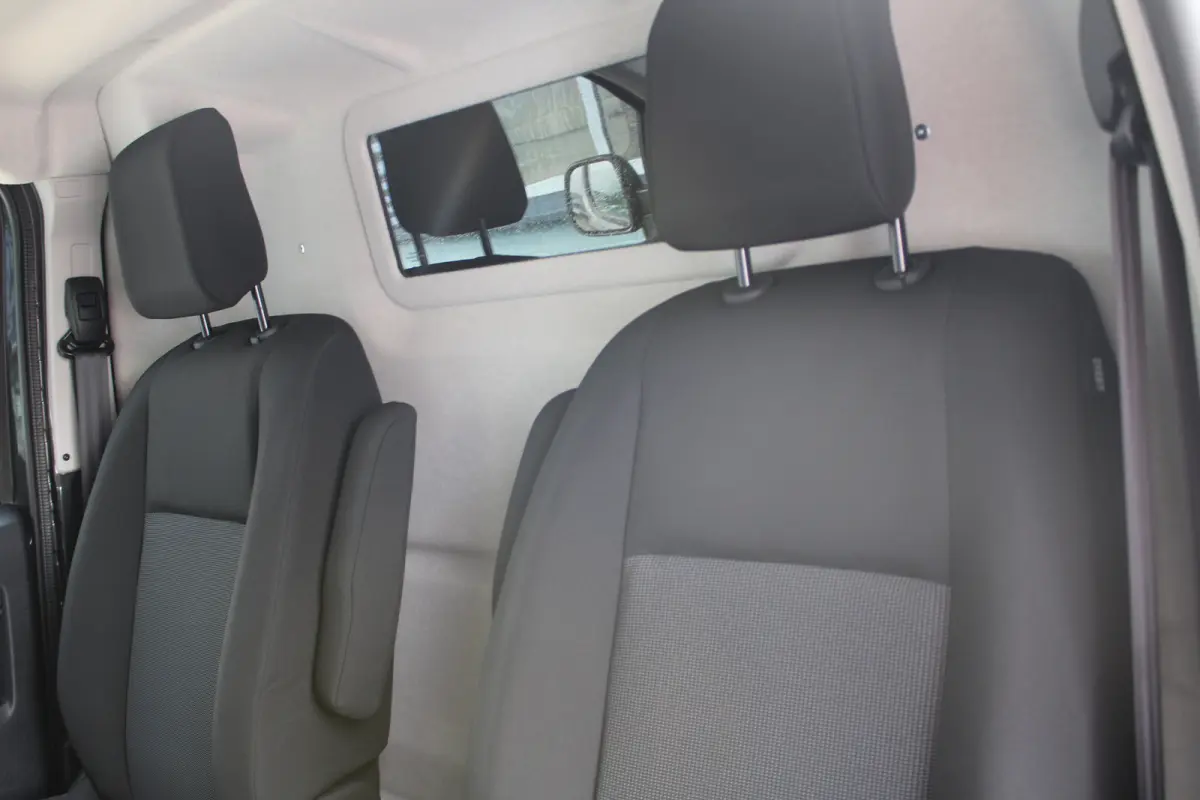 2.0 BlueHDI 145 PK | 8 JAAR GARANTIE | TREKHAAK | VERWAMRDE STOELEN + STUUR | CAMERA | NAVI | DIGITALE BINNENSPIEGEL | FULL LED | DRAADLOOS CARPLAY
