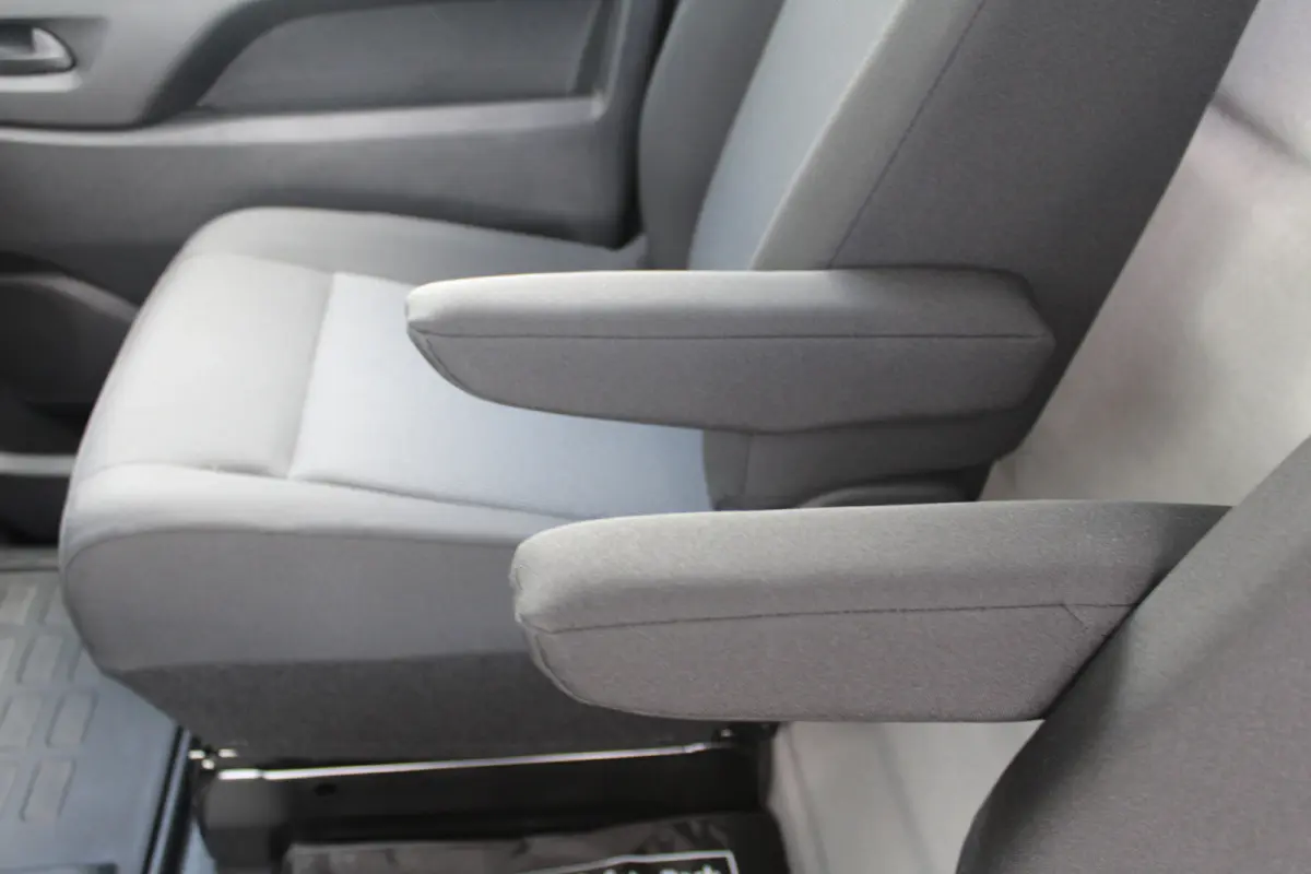 2.0 BlueHDI 145 PK | 8 JAAR GARANTIE | TREKHAAK | VERWAMRDE STOELEN + STUUR | CAMERA | NAVI | DIGITALE BINNENSPIEGEL | FULL LED | DRAADLOOS CARPLAY