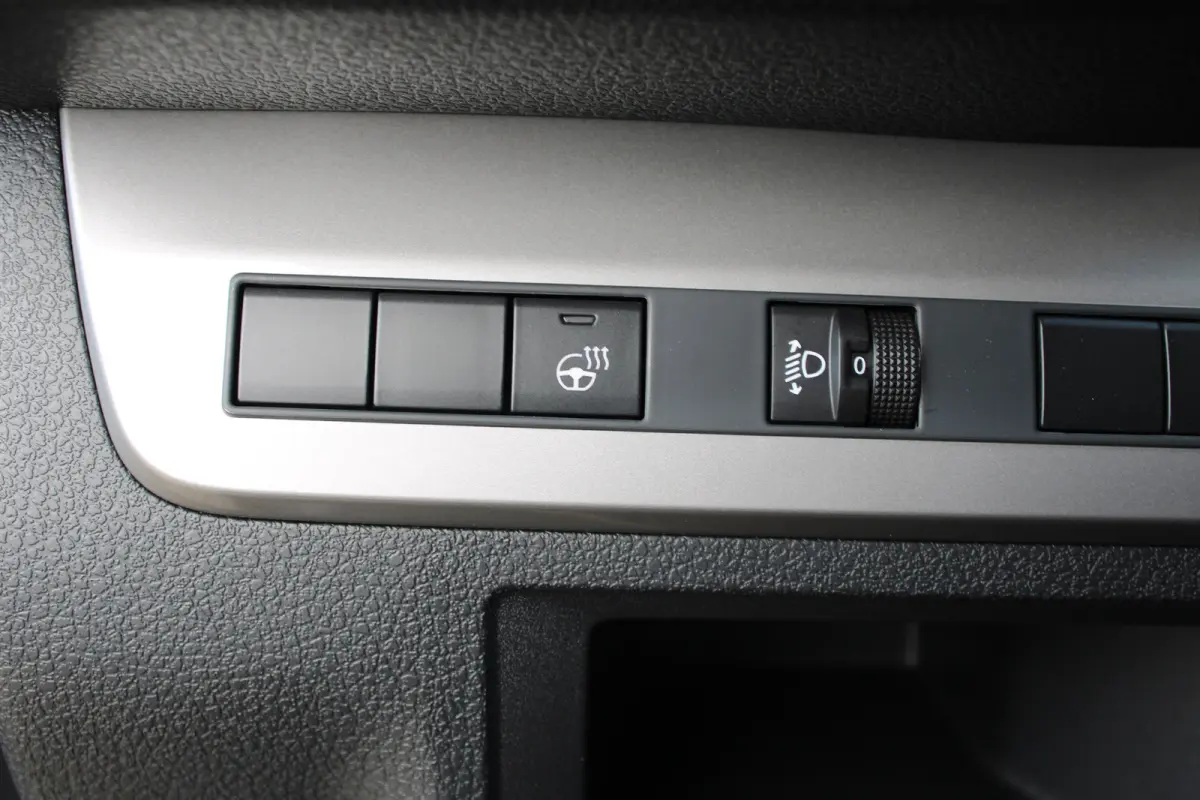 2.0 BlueHDI 145 PK | 8 JAAR GARANTIE | TREKHAAK | VERWAMRDE STOELEN + STUUR | CAMERA | NAVI | DIGITALE BINNENSPIEGEL | FULL LED | DRAADLOOS CARPLAY