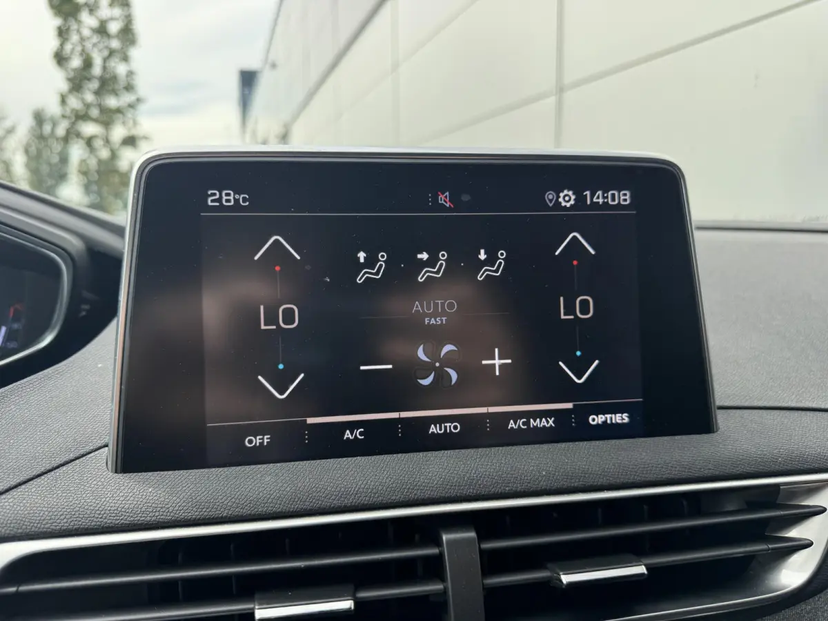 1.6 PureTech GT-Line | Stoelverwarming | Navigatie | Cruise Control | 7 zitplaatsen | Apple Carplay/Android Auto