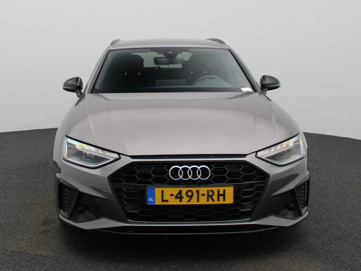 40 TFSI S edition Competition | Automaat | Virtual Cockpit | Achteruitrijcamera | Trekhaak | Apple Carplay / Android Auto | Stoel/Stuur verwarming | Elec. achterklep | Climate Control | Crui
