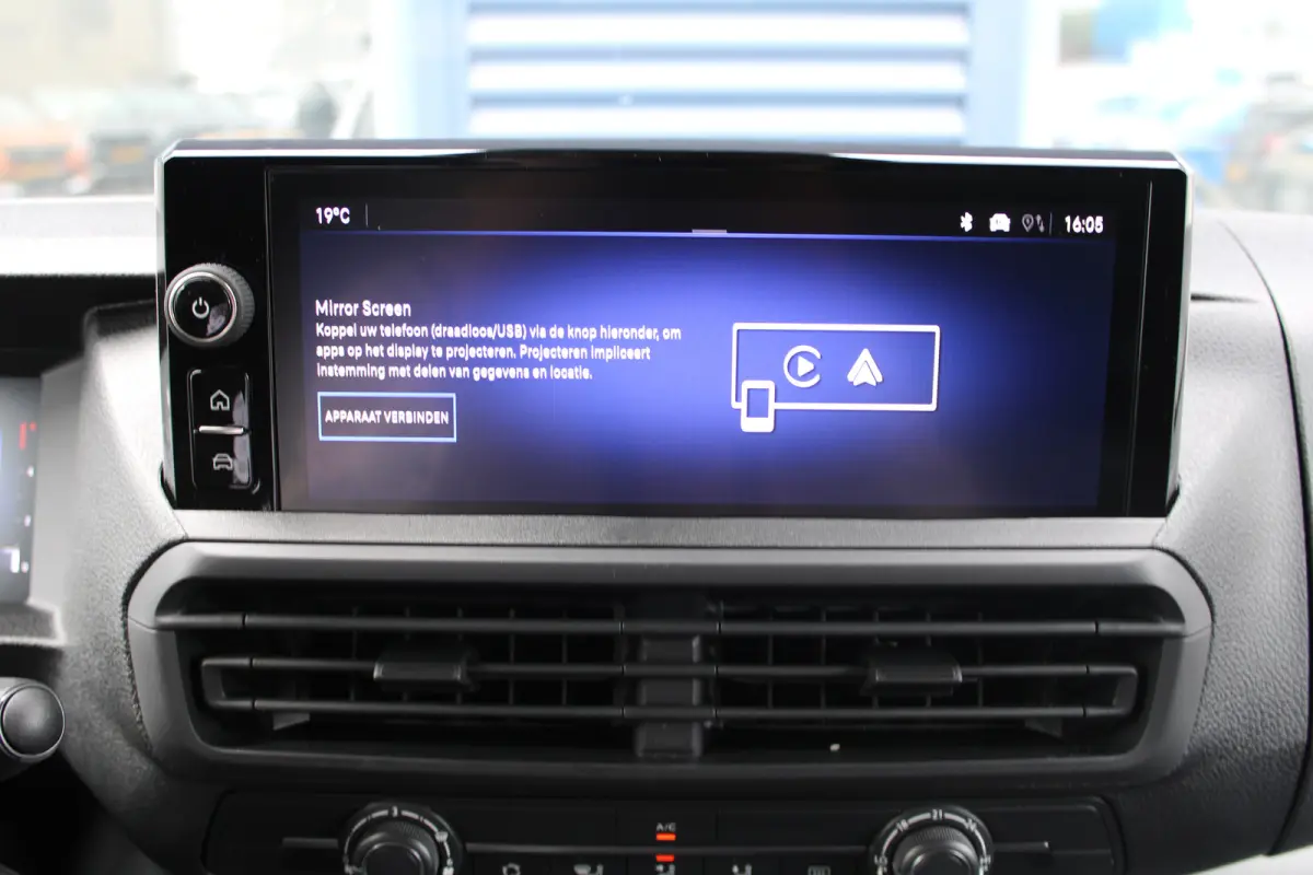 2.0 Diesel 145 PK AUTOMAAT INCL REST BPM | TREKHAAK | NAVI | BETIMMERING | DRAADLOOS CARPLAY |