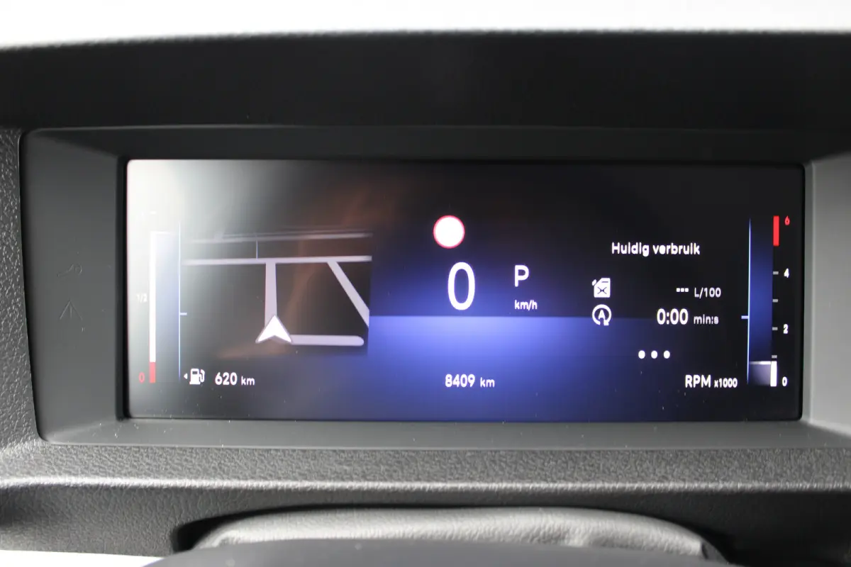2.0 Diesel 145 PK AUTOMAAT INCL REST BPM | TREKHAAK | NAVI | BETIMMERING | DRAADLOOS CARPLAY |