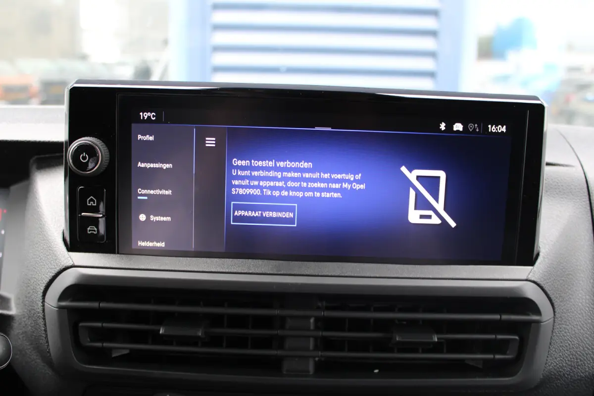 2.0 Diesel 145 PK AUTOMAAT INCL REST BPM | TREKHAAK | NAVI | BETIMMERING | DRAADLOOS CARPLAY |