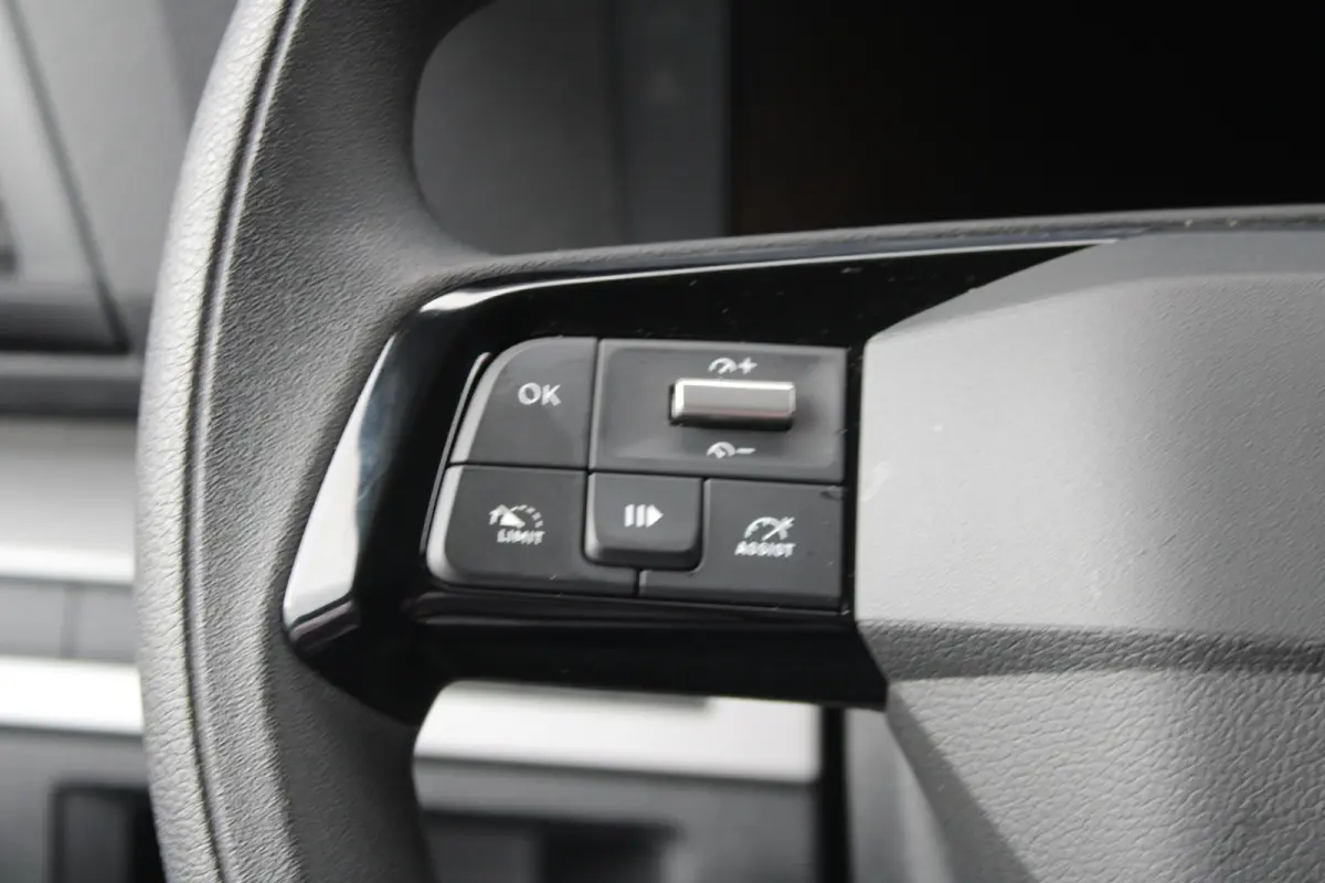 2.0 Diesel 145 PK AUTOMAAT INCL REST BPM | TREKHAAK | NAVI | BETIMMERING | DRAADLOOS CARPLAY |
