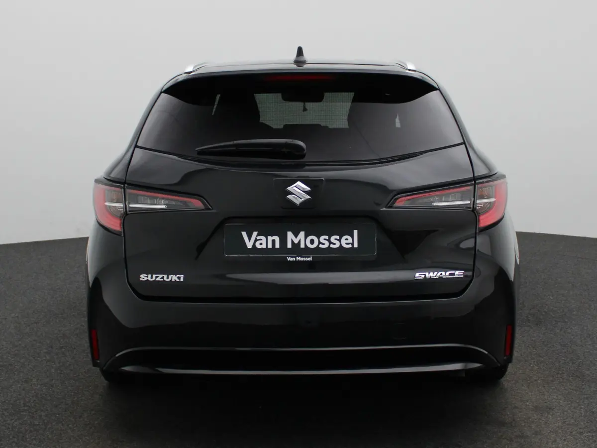 1.8 Hybrid Style | Automaat | Stoel verwarming | Virtual cockpit | DAB | Stuur verwarming | Camera | Climate control | Cruise control | Bluetooth |