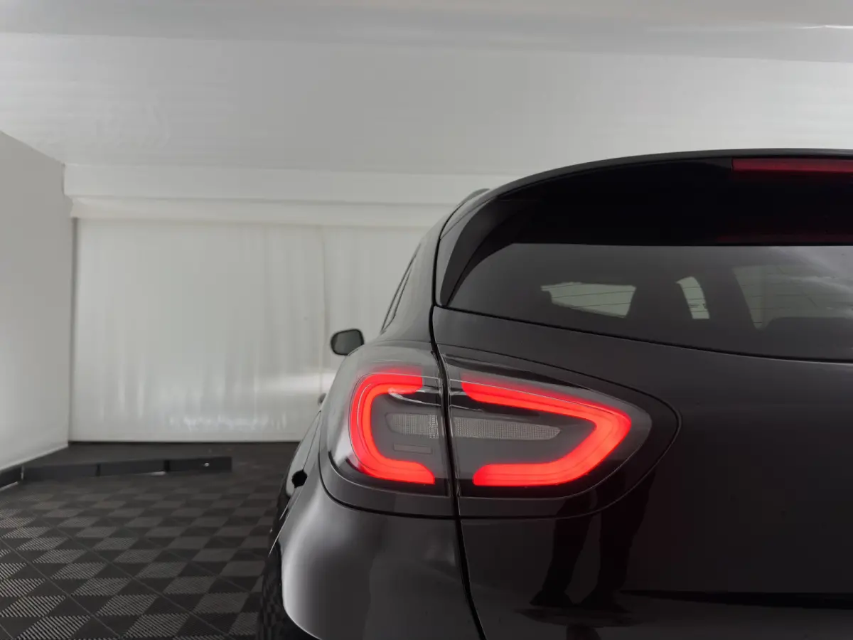 1.0 EcoBoost ST-Line X MHEV (INCL-BTW) *LEATHER-FABRIC | ADAPTIVE-CRUISE | FULL-LED | BANG&OLUFSEN |  BLIND-SPOT | CAMERA | HEATED-SPORTSEATS | DIGI-COCKPIT | NAVI-FULLMAP | PRIVACY-GLASS | 