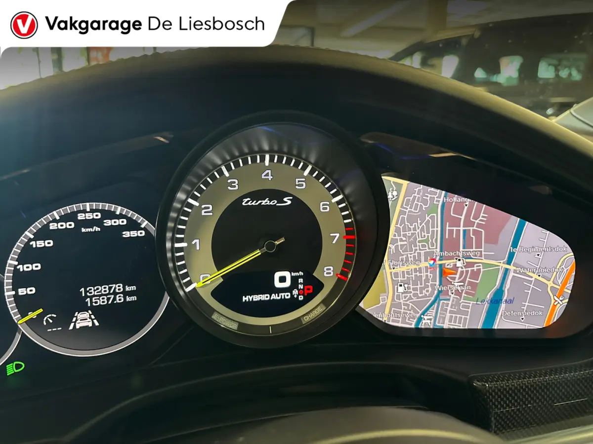 4.0 Turbo S E-Hybrid / pano / leer / keramisch/ Bose / softclose / sportchrono