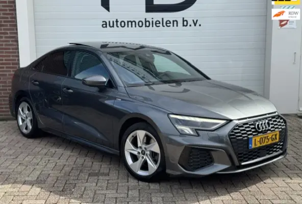 30 TFSI S edition -Panorama-Virtual-Matrix