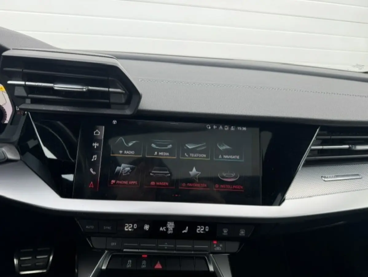 30 TFSI S edition -Panorama-Virtual-Matrix