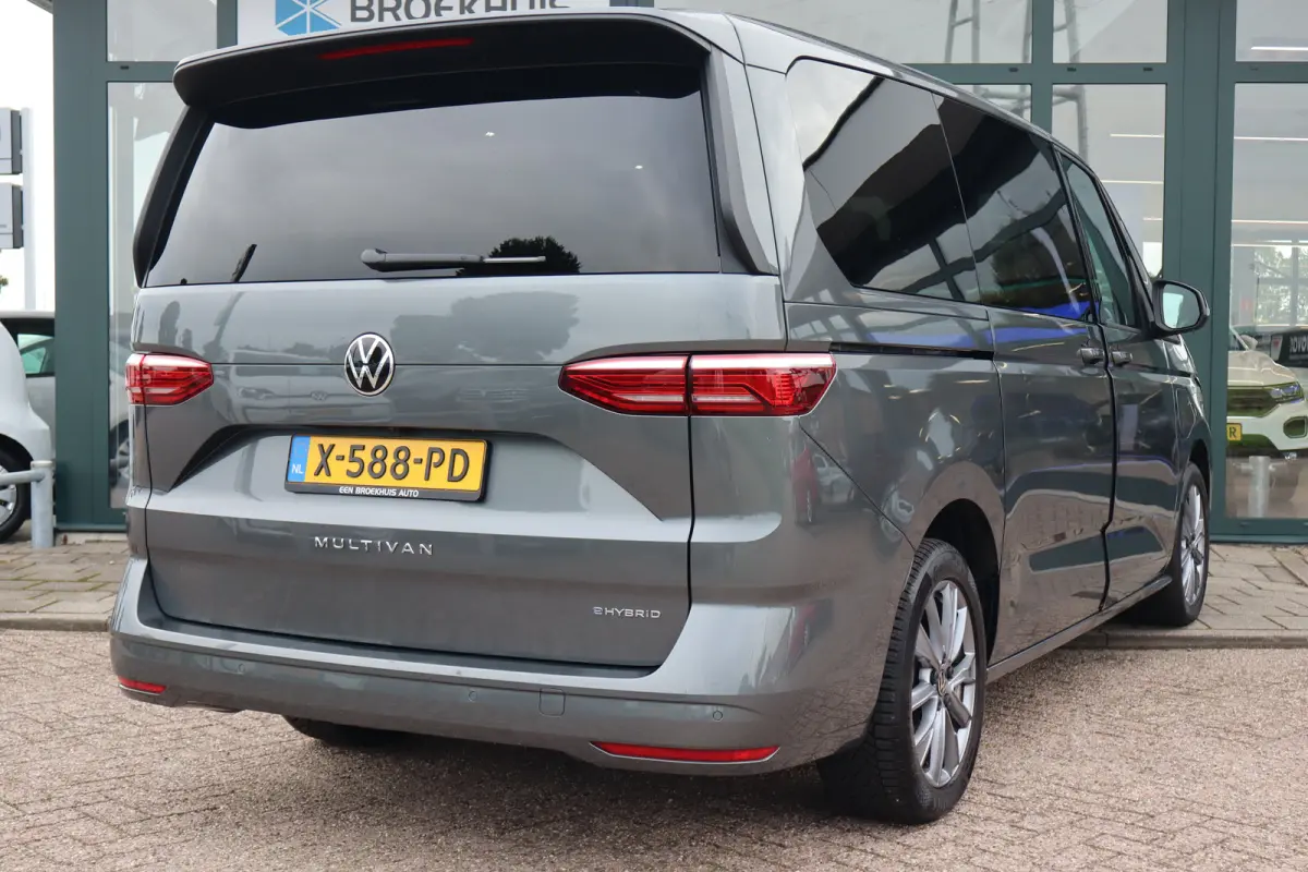 1.4 eHybrid L2H1 Life Business 150PK | Achteruitrijcamera | Airco (automatisch) | Apple Carplay/Android Auto|telefoonintegratie premium