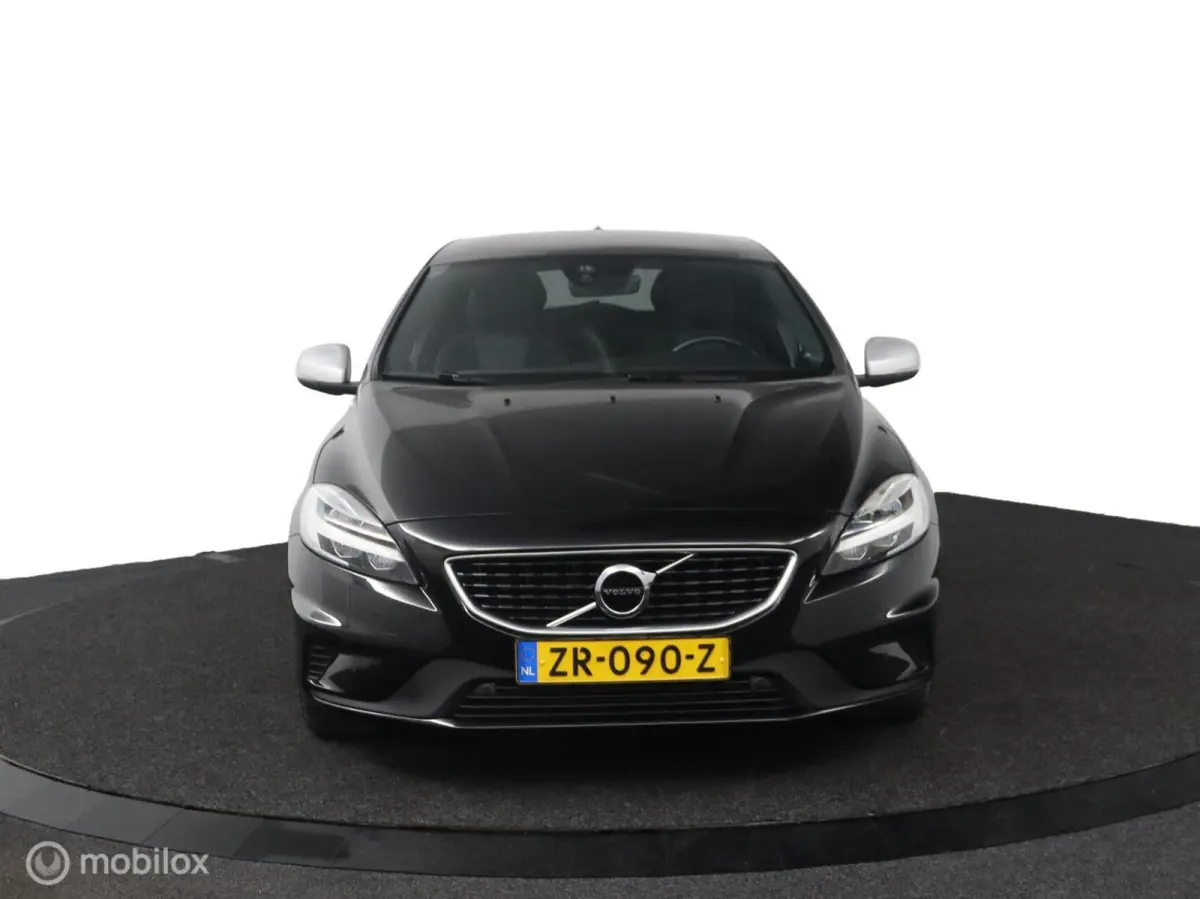 1.5 T3 Polar+ Sport | 32.624KM | Panoramadak | Keyless | DAB | Verwarmbare Voorstoelen | Privacy Glass