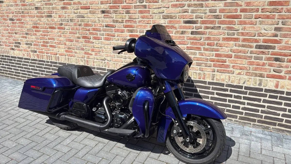 CVO Streetglide FLHTK elektra