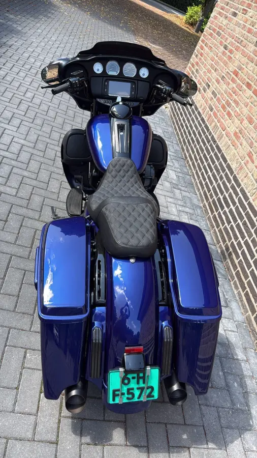 CVO Streetglide FLHTK elektra
