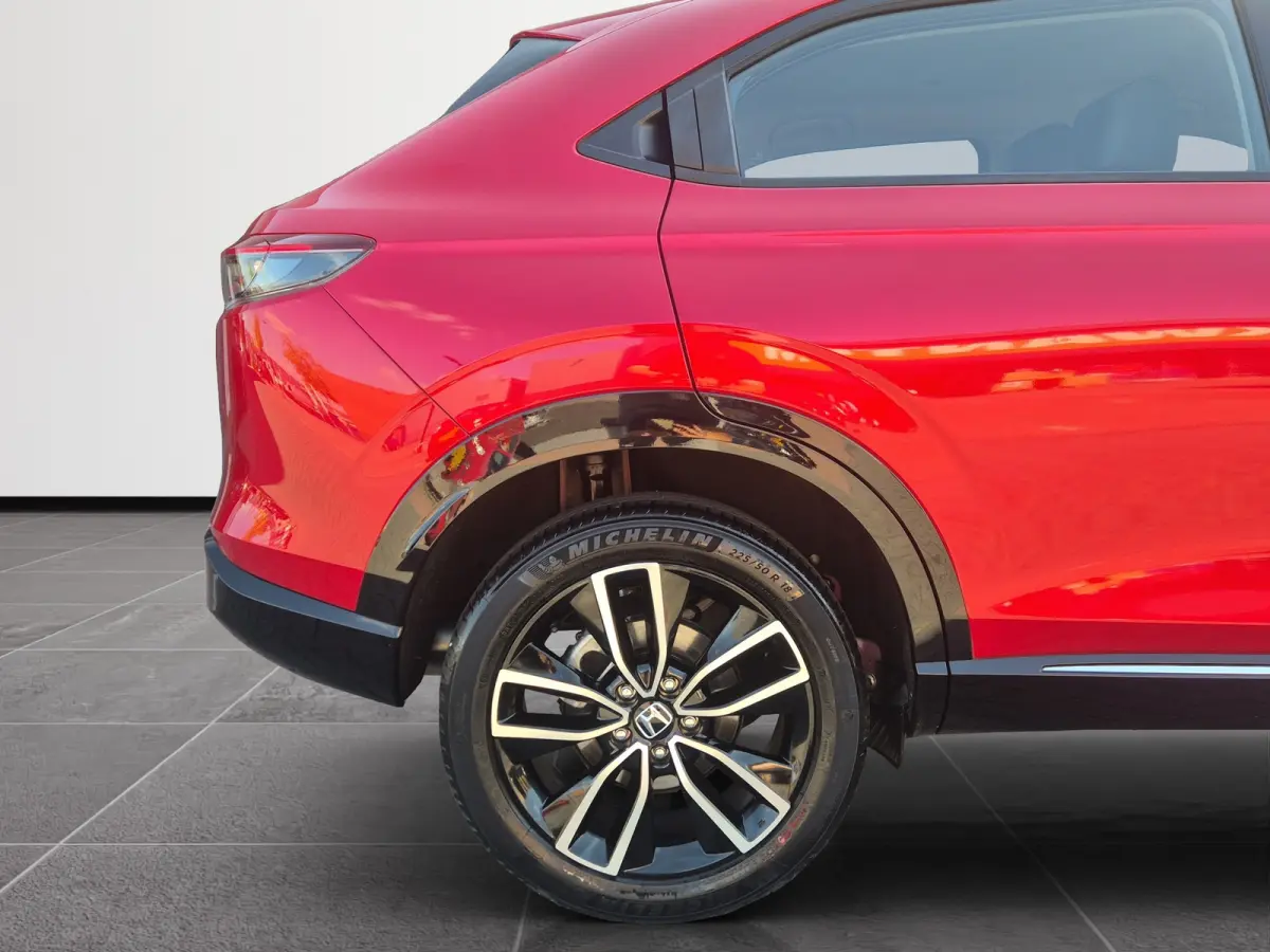 1.5 e:HEV Advance | Adap Cruise | Elek. Achterklep  |Carplay | Stoelverwarming