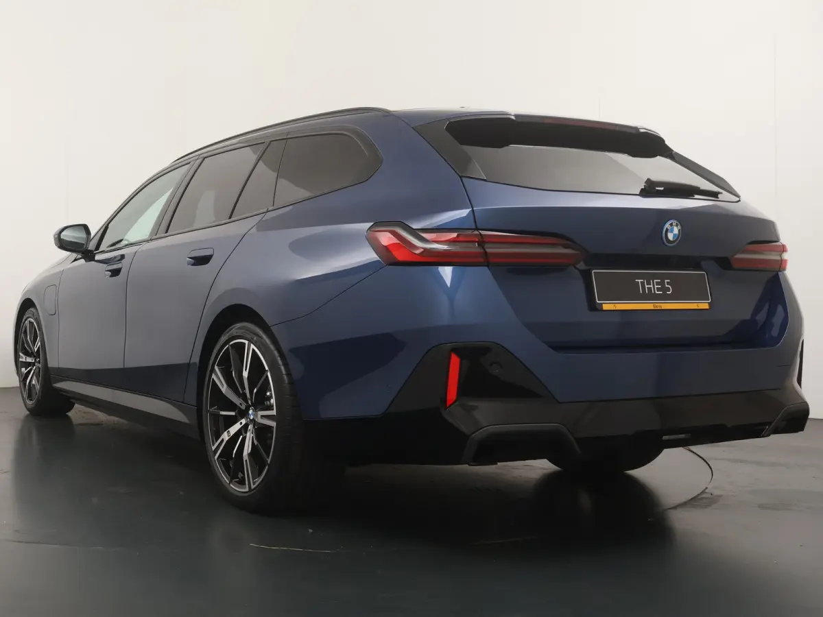 530e M Sport Edition | M Sportpakket Pro | Innovation Pack | Travel Pack | Panoramadak