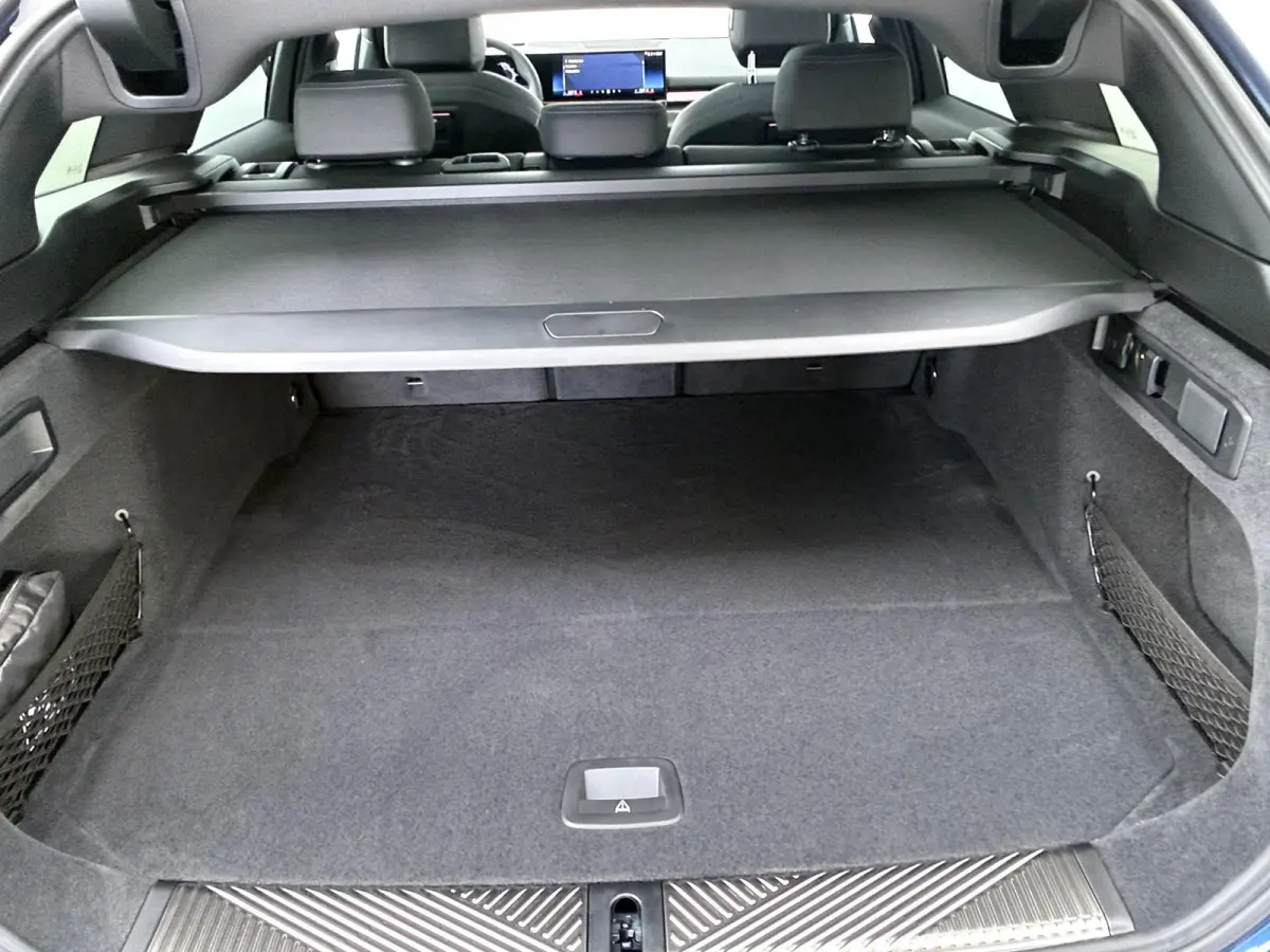 530e M Sport Edition | M Sportpakket Pro | Innovation Pack | Travel Pack | Panoramadak