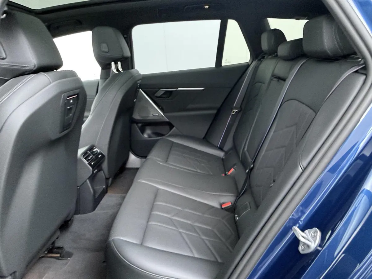 530e M Sport Edition | M Sportpakket Pro | Innovation Pack | Travel Pack | Panoramadak