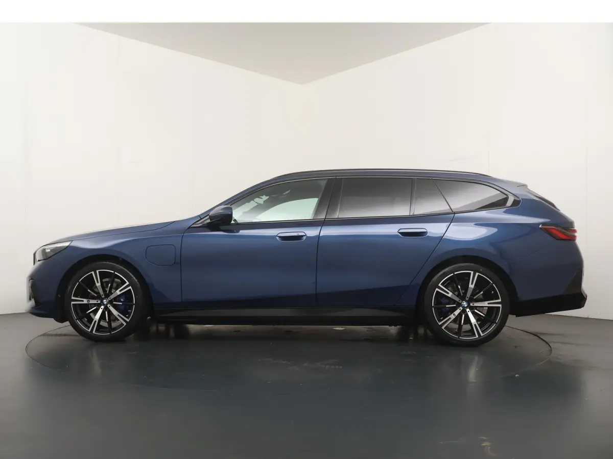 530e M Sport Edition | M Sportpakket Pro | Innovation Pack | Travel Pack | Panoramadak