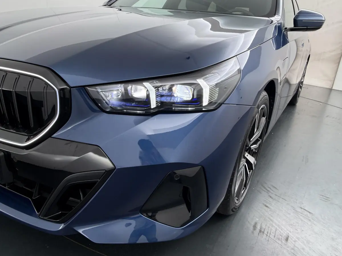 530e M Sport Edition | M Sportpakket Pro | Innovation Pack | Travel Pack | Panoramadak