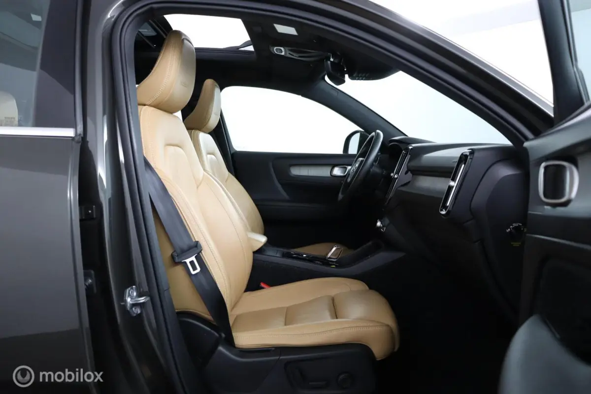 2.0 T4 Inscription | Panoramadak | Adaptive Cruise | BLISS | Elektrische Stoelen | Verwarmbare stoelen en Stuurwiel | Keyless | 360 Camera