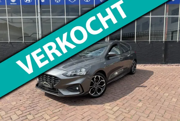 1.0 EcoBoost Titanium Business **CARPLAY + KEYLESS + WINTER PACK + CAMERA****
