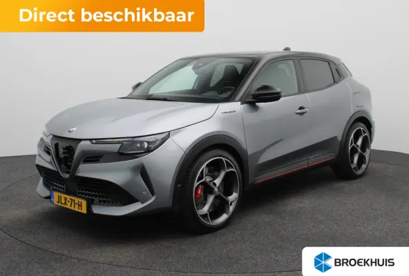 Elettrica Veloce 54 kWh 280 PK! | Sperdifferentieel | Sabelt Kuipstoelen | Camera | Parkeersensoren Voor en Achter | 20" Lichtmetalen Velgen | Elektrische Kofferklep | Stoelverwarming | Elek