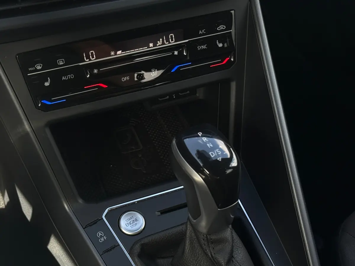 1.0 TSI 110pk DSG R-Line Carplay|Camera|ACC|Stoelverw