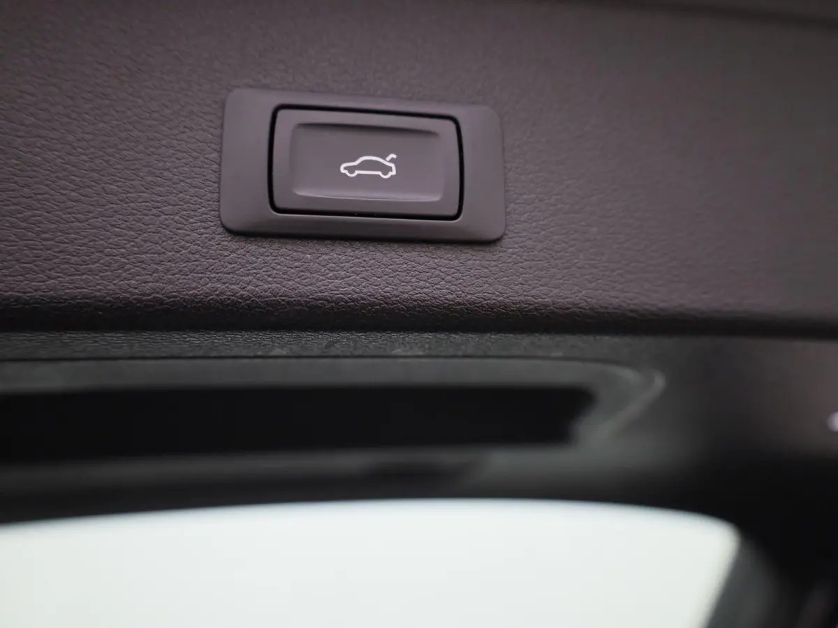 35 TFSI Pro Line | Automaat | Leder | LMV | Virtual cockpit | Stoel verwarming | Climate control | Navigatie | Parkeer sensoren | Elec. achterklep | Cruise control | DAB