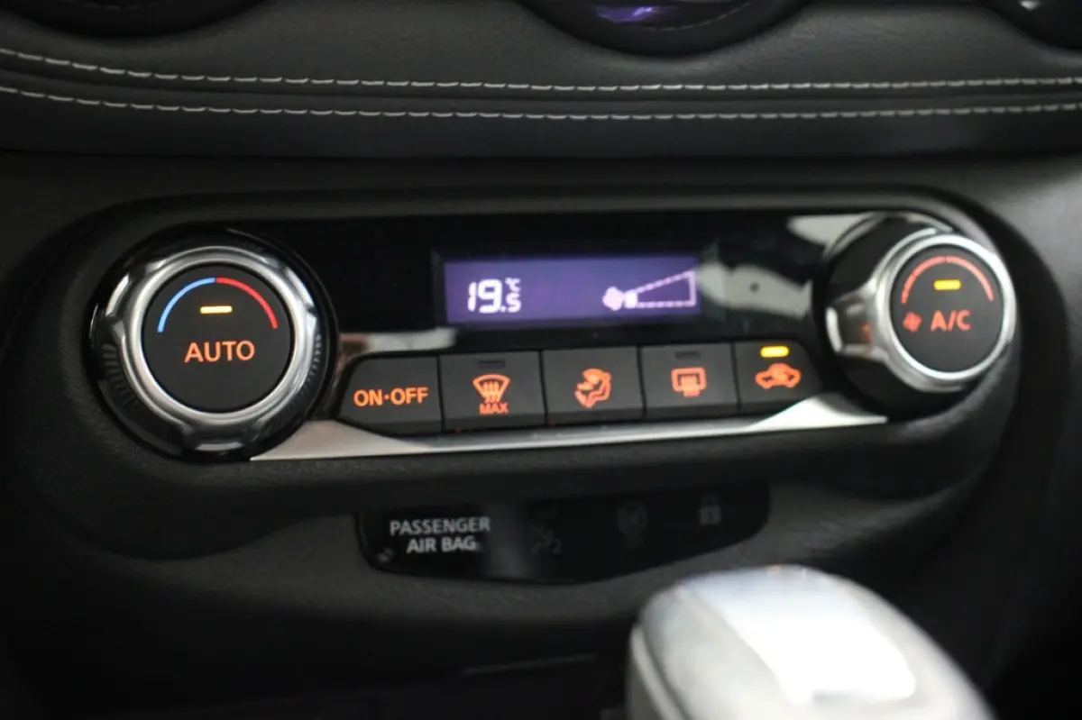 1.0 DIG-T Tekna Automaat - Carplay, Camera, Adapt. Cruise, Sportstoelen