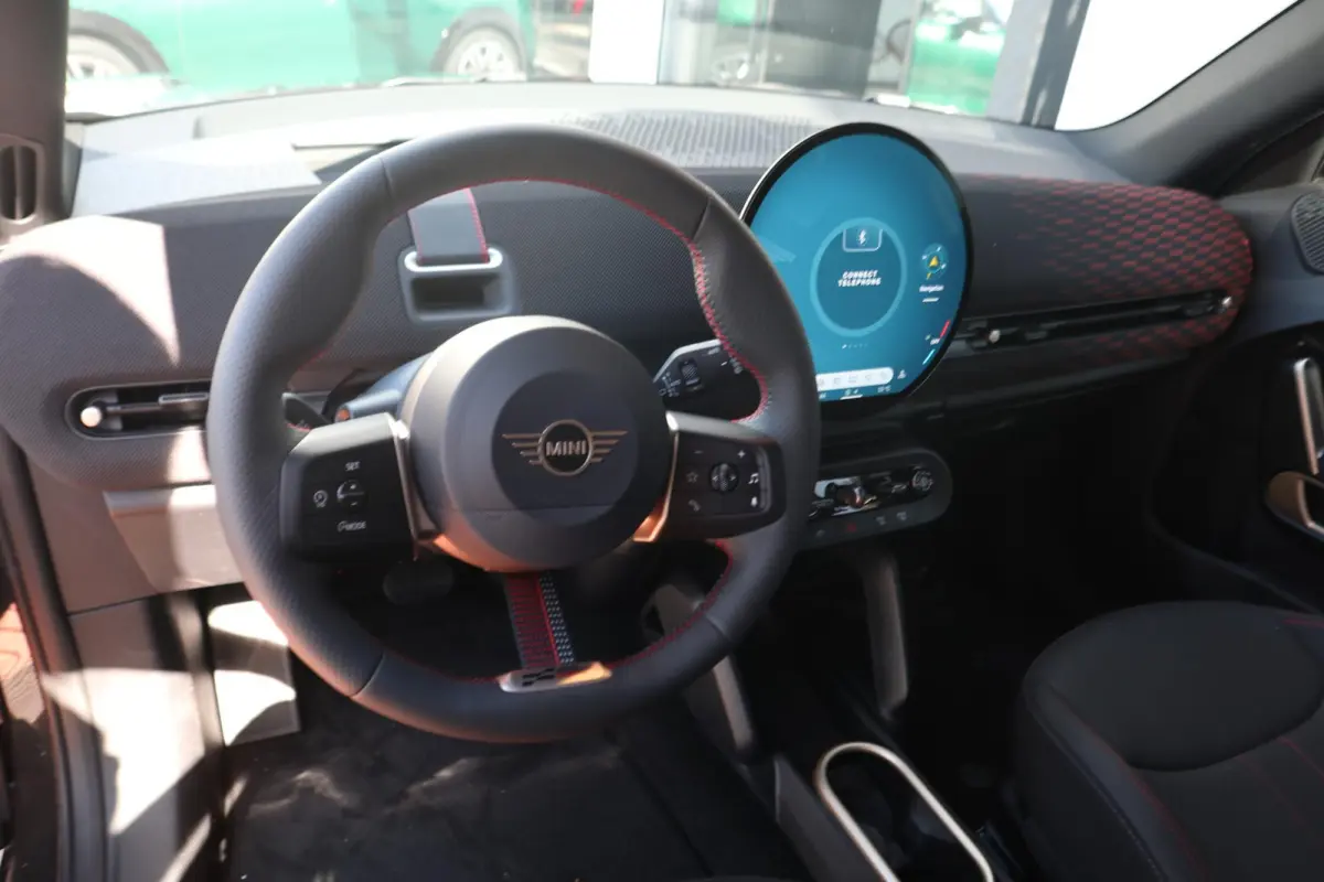 SE | John Cooper Works Trim + Pakket M