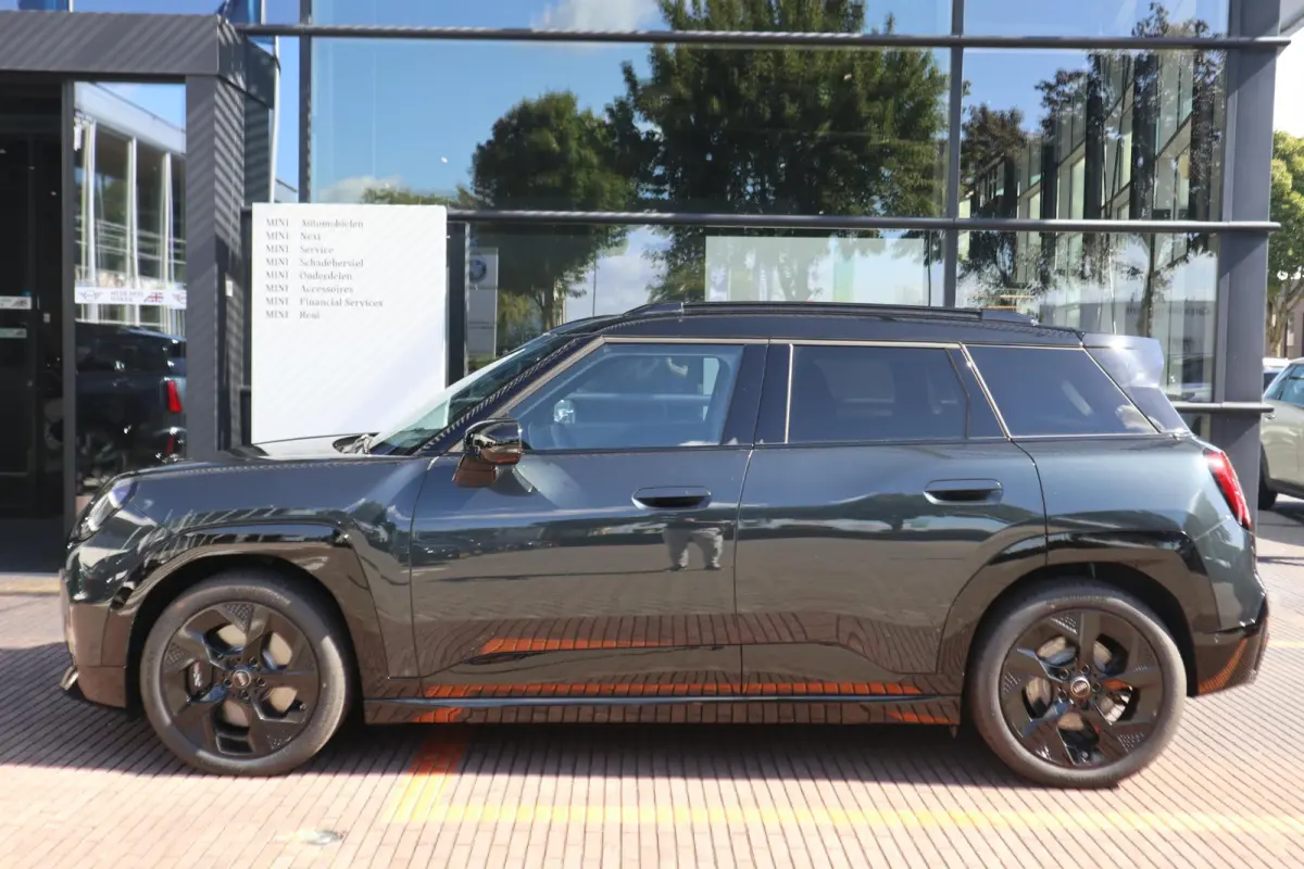 SE | John Cooper Works Trim + Pakket M