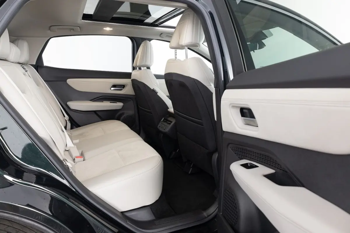 Advantage Edition Plus 91 kWh | PANORAMADAK | LEDER ✅ 1e Eigenaar | SOH: 99% | !