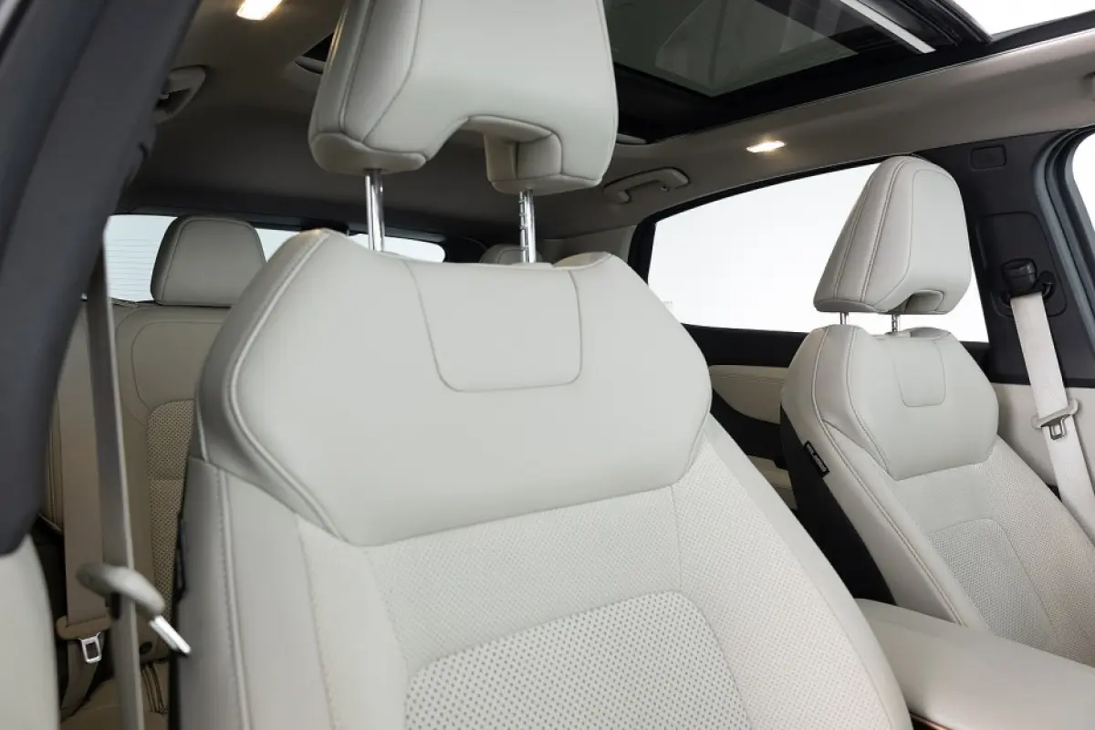 Advantage Edition Plus 91 kWh | PANORAMADAK | LEDER ✅ 1e Eigenaar | SOH: 99% |