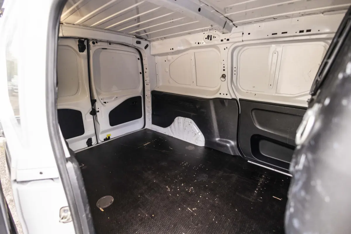 1.5 BlueHDI Pro Long EX.BTW | Inclusief Imperial met ladderrol | All Season banden |