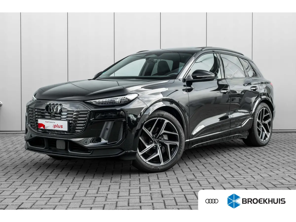 S edition performance 100 kWh 306PK | Trekhaak | Luchtvering | Panoramadak | Head-up display | Bang & Olufsen