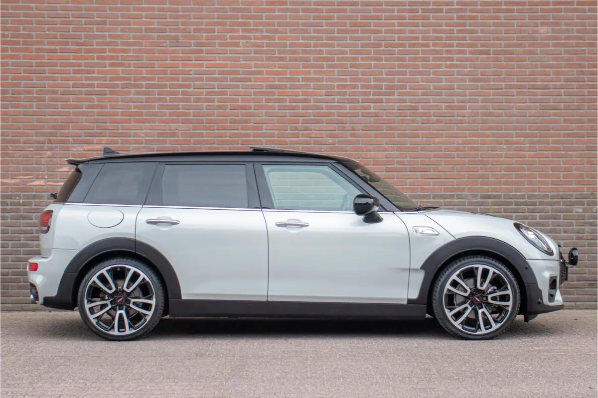 2.0 Cooper S Automaat Hammersmith, Harman Kardon, Camera, Stoelverwarming, Trekhaak, Panoramadak, Leder, Carplay.