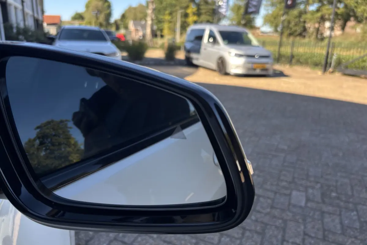 118i Sportline | Sportleder | Comfort Acces | Stoel+Stuurverwarming | PDC V+A | Carplay